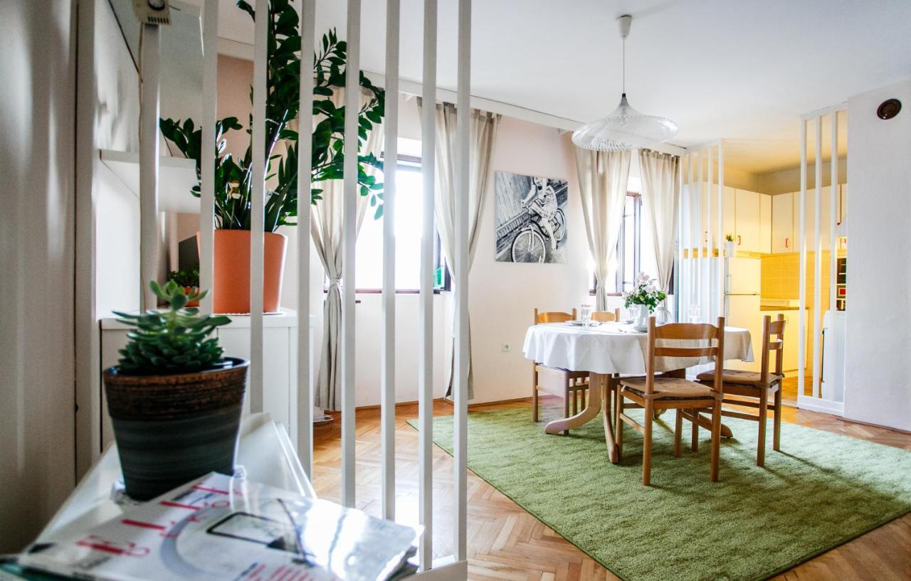 Apartman Uz More Vis Exteriör bild