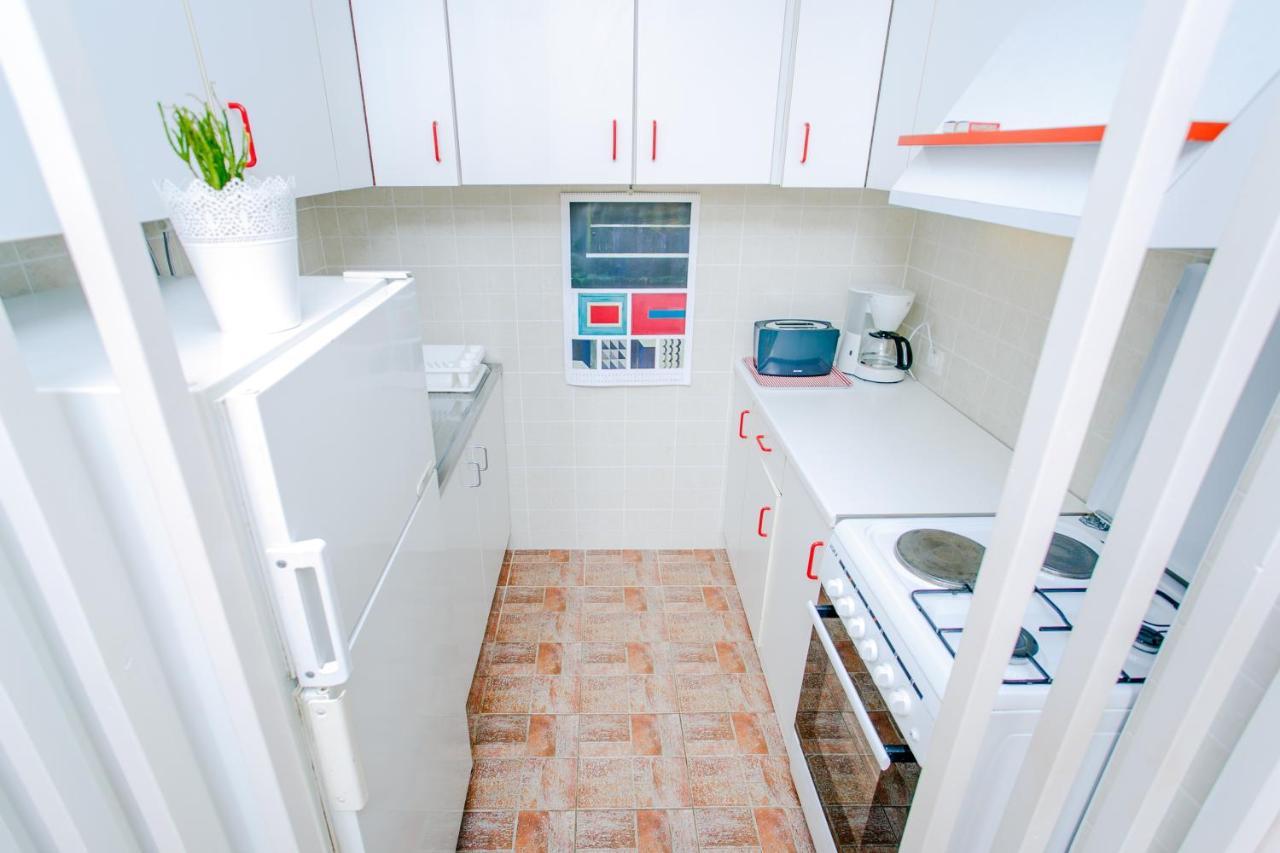Apartman Uz More Vis Exteriör bild