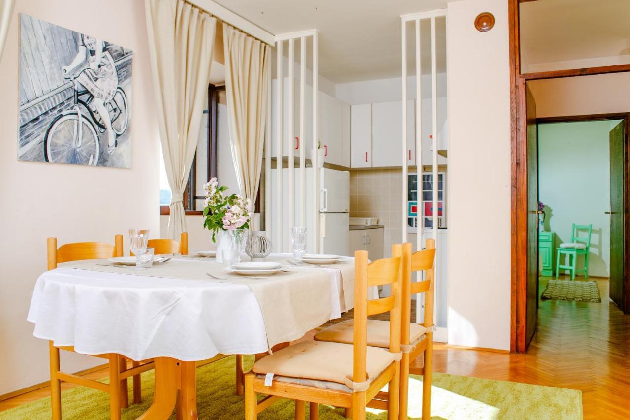 Apartman Uz More Vis Exteriör bild